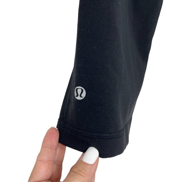 Lululemon Athletica cropped women's yoga pants size 6 - Picture 4 of 4